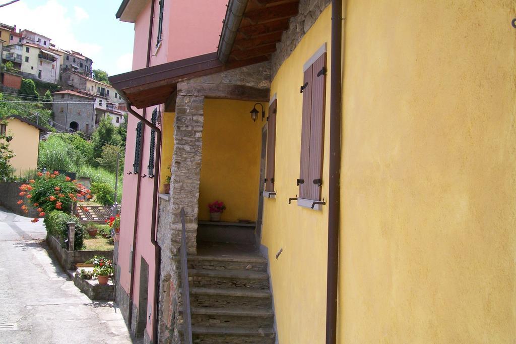 La Casa Del Borgo Apartment Beverino Phòng bức ảnh